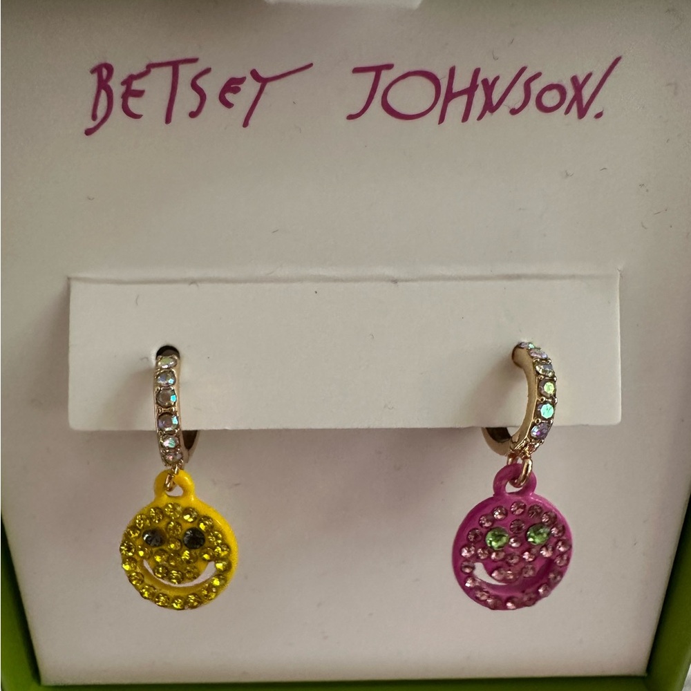 Betsey Johnson Smiley Face Earrings